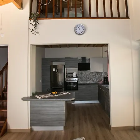 Vincenzo Variko Βίλα *