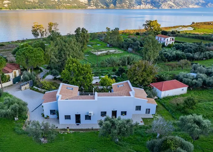 Vincenzo Variko Villa Kouvalata