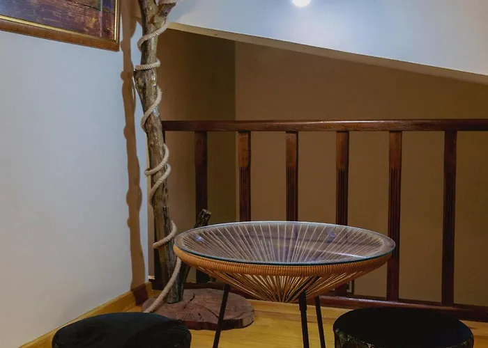 Vincenzo Variko Villa *